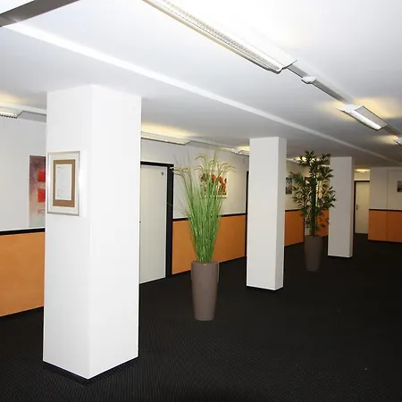 Primestay Apartmenthaus Altstetten * Zürih